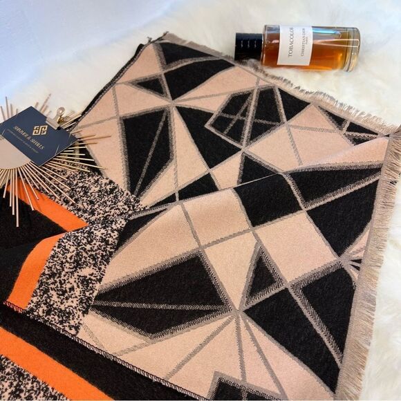 Double-Sided Large Vegan Cashmere Shawl / Scarf / Wrap - Picture 11 of 16